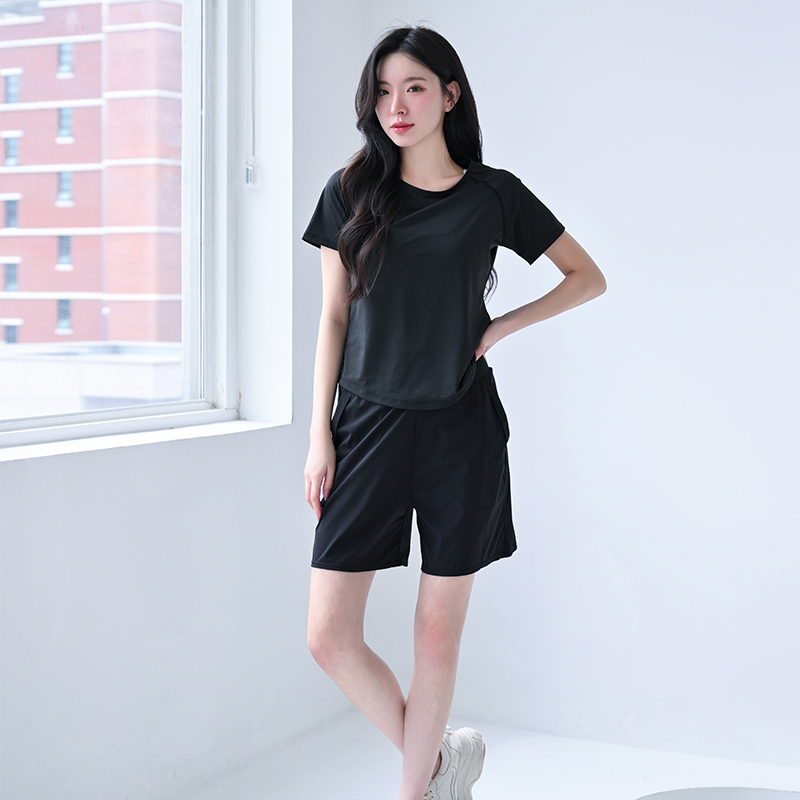 Yoga Fitness Set - 2026 ฤดูร้อนใหม่ผู้หญิงชุดโยคะฟิตเนสสลิมฟิตเสื้อกีฬากางเกงขาสั้นลำลองออกกำลังกายชุดกีฬาสำหรับสุภาพสตรี
