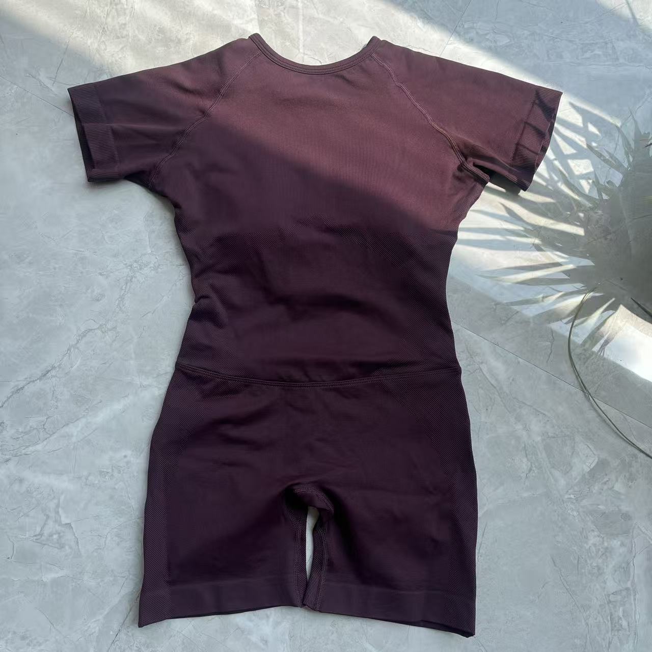 ชุดวันพีซสำหรับผู้หญิง แขนสั้น - Yoga Fitness Dress บทวิจารณ์และราคา