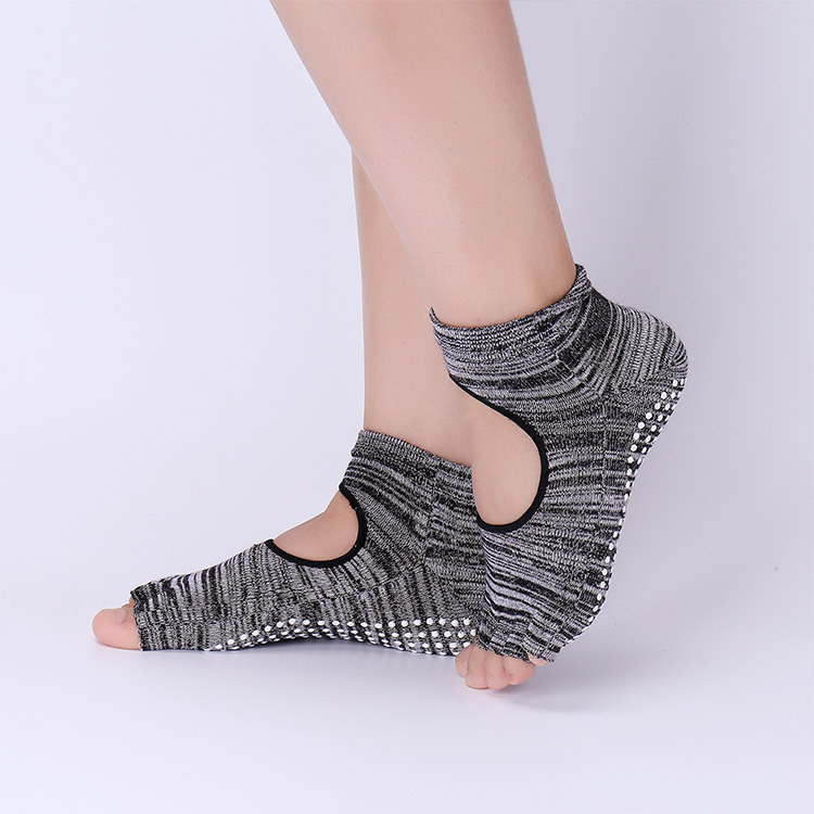 ถุงเท้าโยคะกันลื่นพร้อมที่ยึดเ - Yoga Toe Separator บทวิจารณ์และราคา